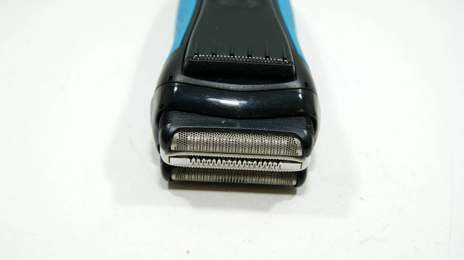 golarka-maszynka-meska-braun-series-3-3040s-4-typ-foliowa