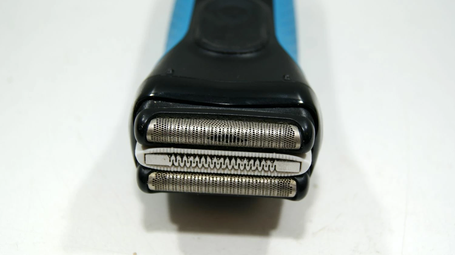 golarka-maszynka-meska-braun-series-3-3040s-4-uzytkowanie-na-mokro-i-sucho