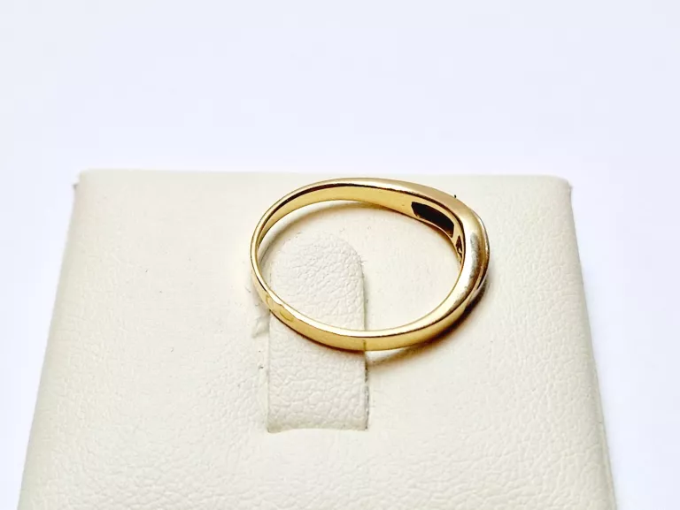 zloty-sliczny-pierscionek-585-187g-r12-rodzaj-klasyczne