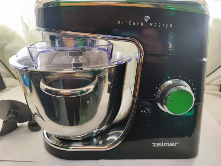 robot-kuchenny-zelmer-kitchen-master-kolor-dominujacy-czarny