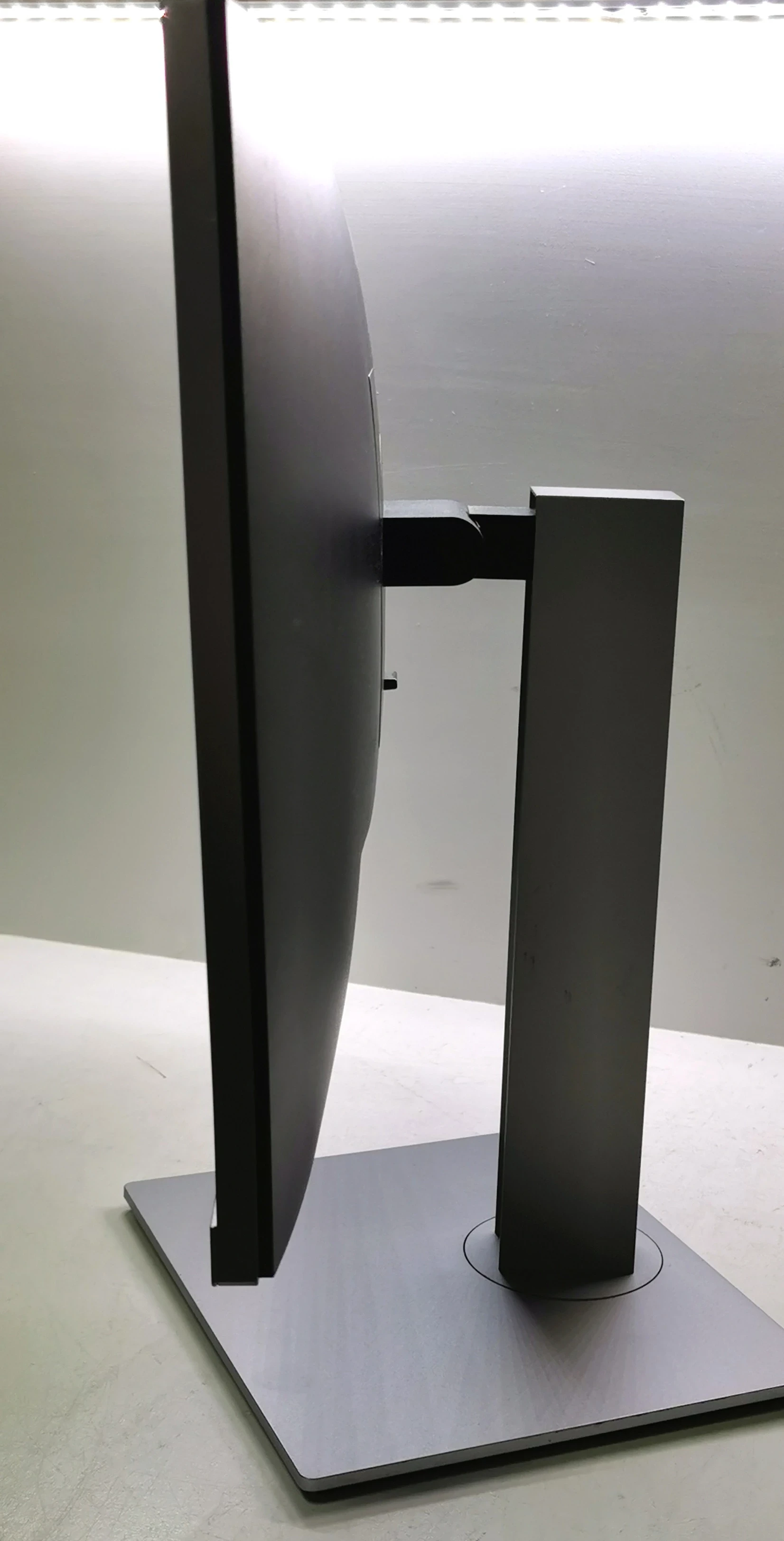 monitor-hp-e243-rozdzielczosc-natywna-1920-x-1200