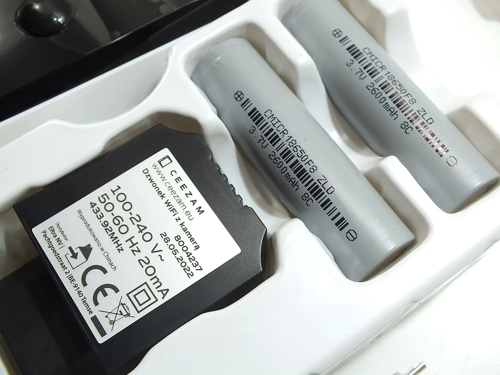 dzwonek-video-do-drzwi-cezzampud-typ-domofonu-bezprzewodowy