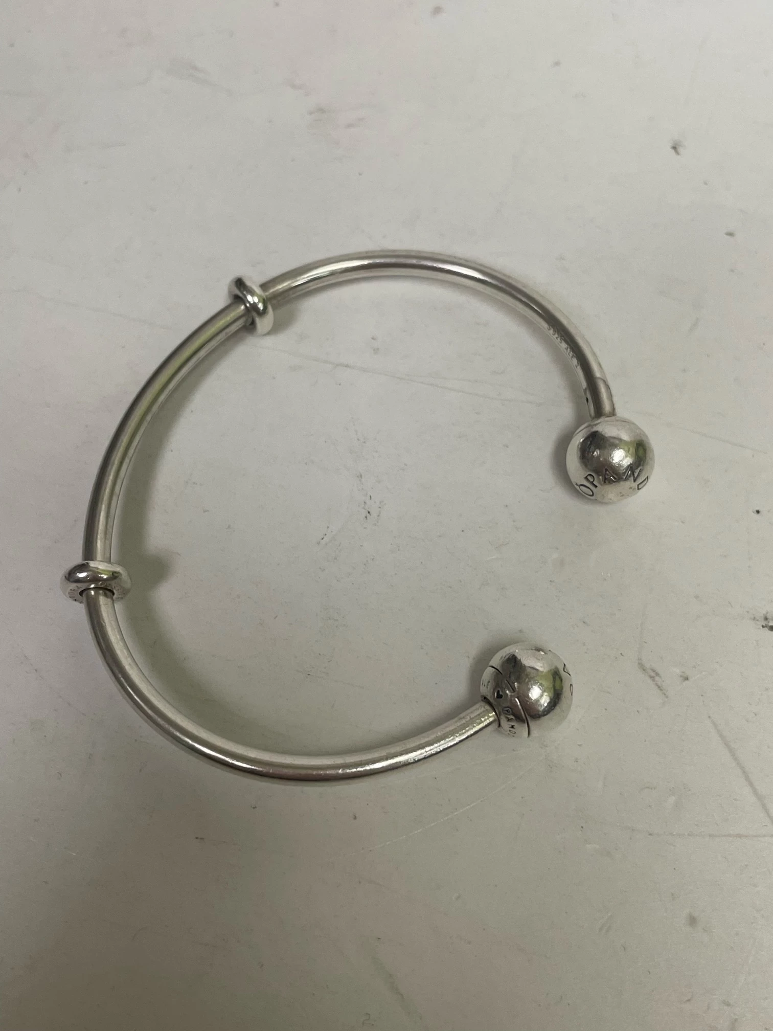 otwarta-bransoletka-bangle-pandora-moments-925-3-maja-10-myslenice-kotkiewicz-sj