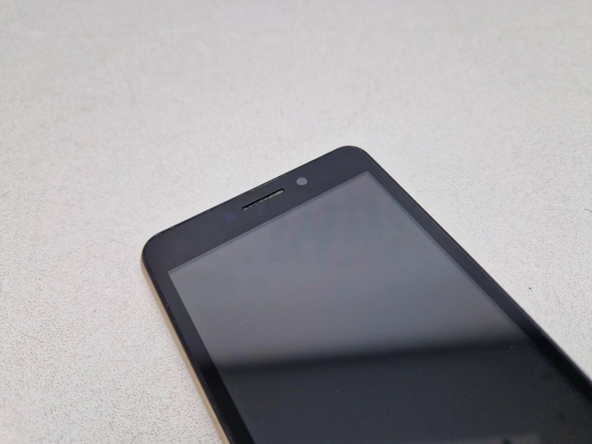 telefon-kruger-matz-move-8-mini-przekatna-ekranu-5