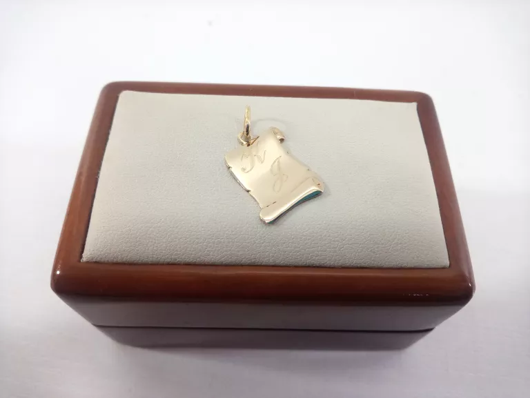 wyjatkowa-zlota-zawieszka-blaszka-grawer-k-j-marka-argmeta