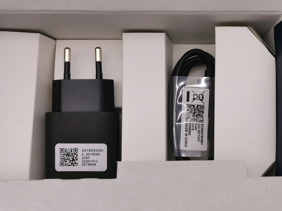 motorola-moto-e40-64gb4gb-xt2159-3-przekatna-ekranu-65