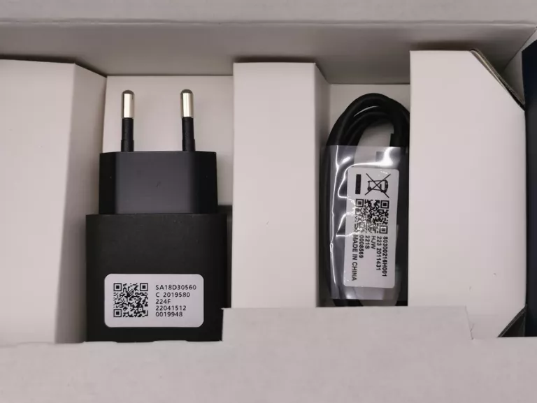 motorola-moto-e40-64gb4gb-xt2159-3-przekatna-ekranu-65