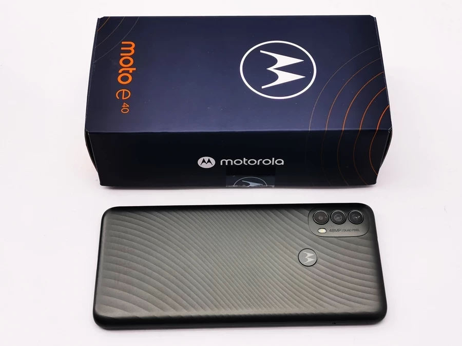 motorola-moto-e40-64gb4gb-xt2159-3-stan-nowy