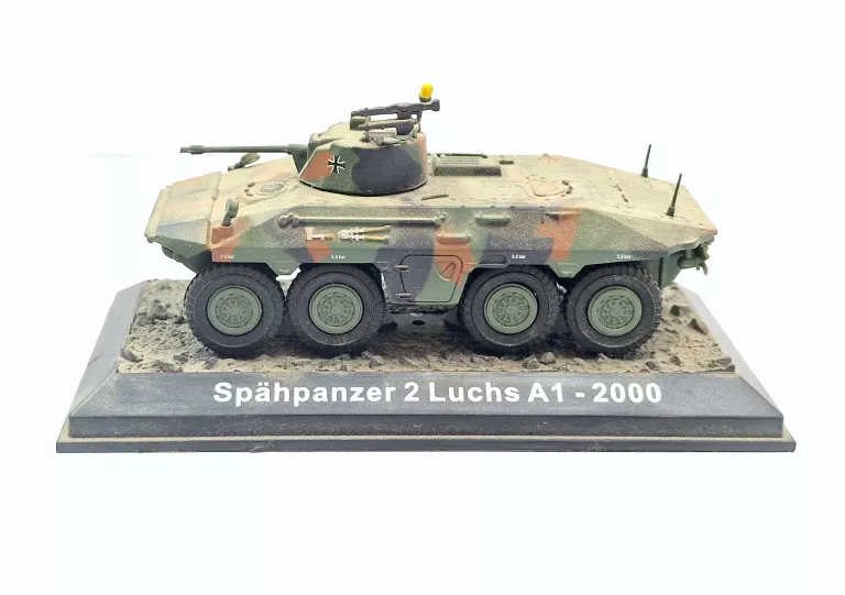 MODEL SPAHPANZER 2 LUCHS A1 - 2000