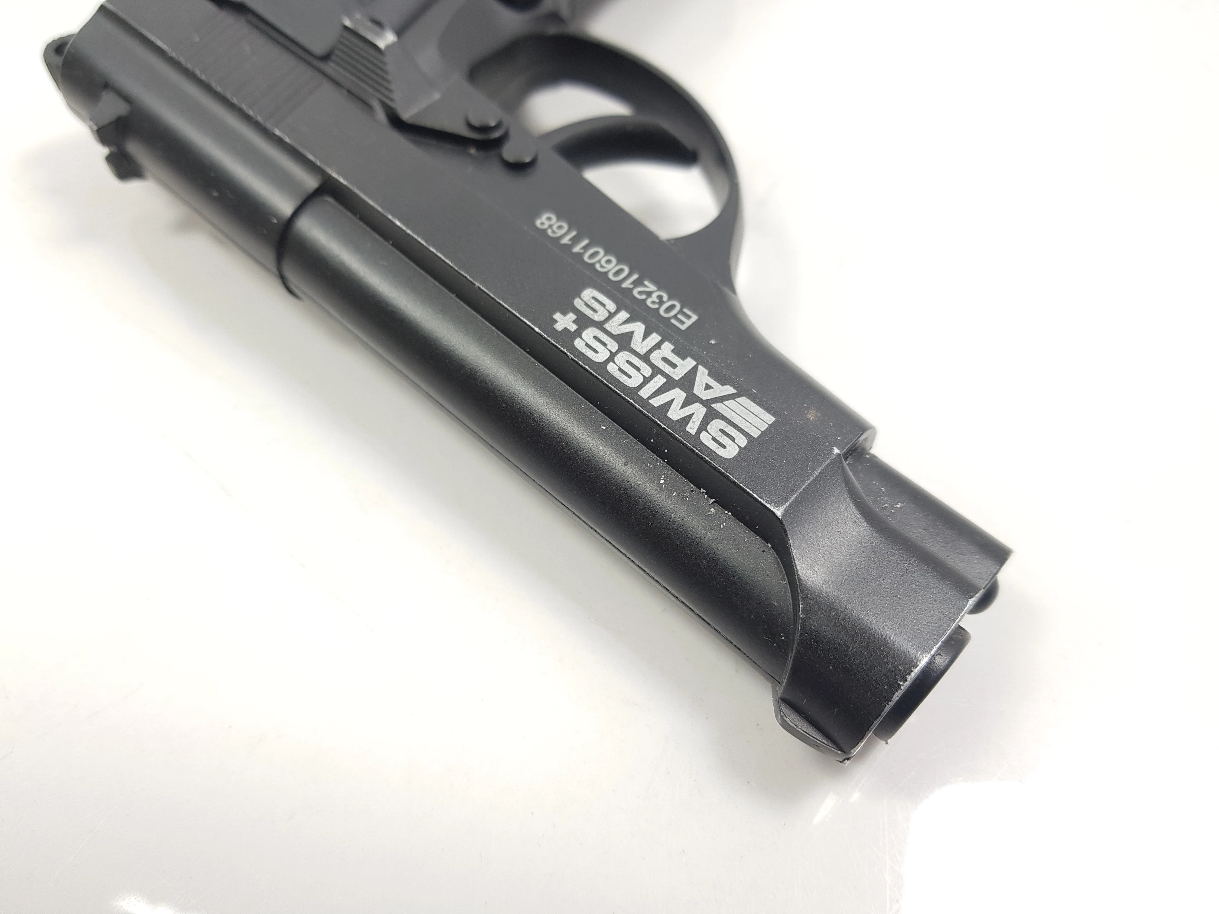 pistolet-gazowy-swiss-arms-p84-full-metal-45-mm-model-288707