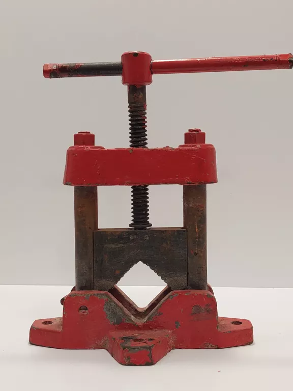 imadlo-hydrauliczne-ze-stojakiem-do-rur-kosciuszki-17-kartuzy