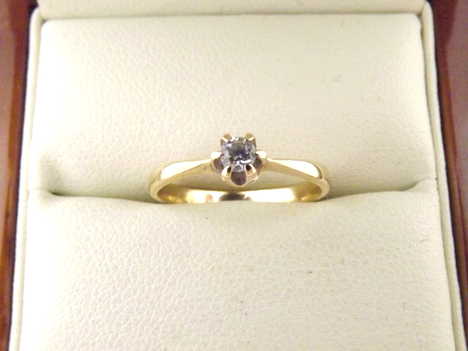 klasyczny-zloty-pierscionek-160g-585-ean-gtin-5903772051254