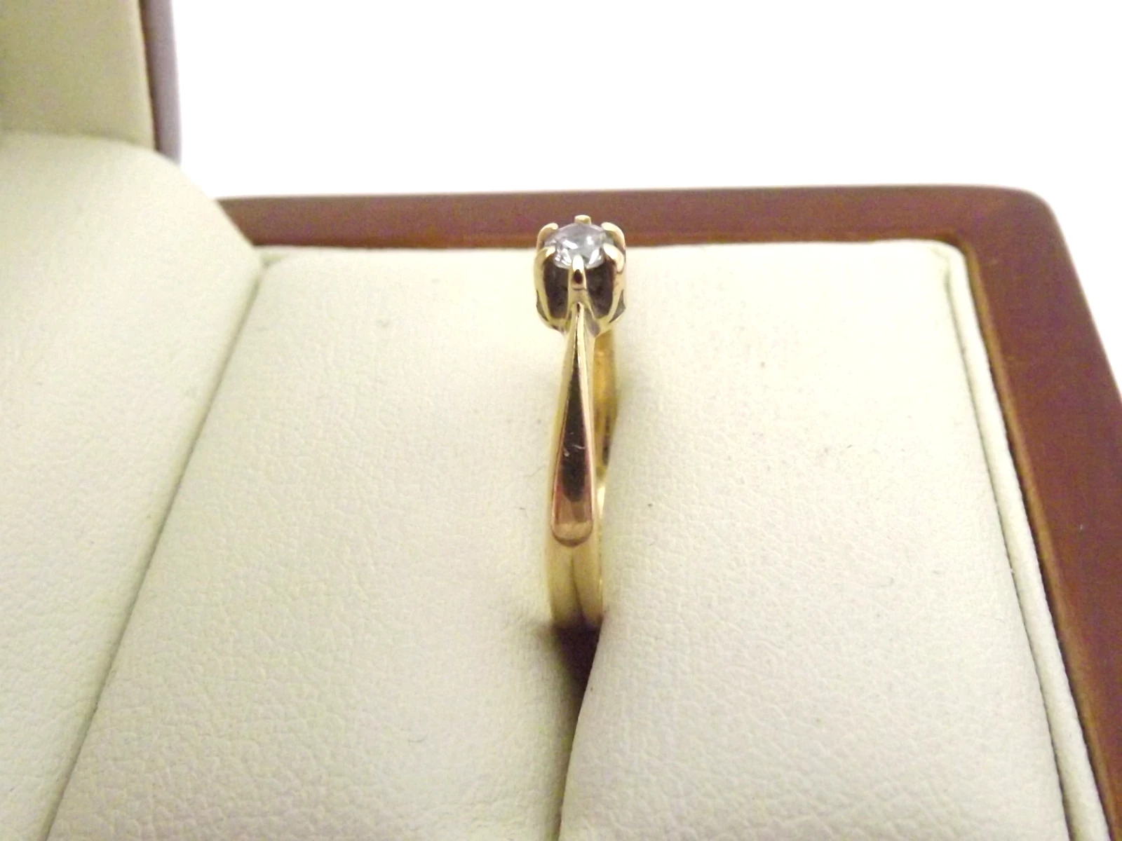 klasyczny-zloty-pierscionek-160g-585-stan-11323-2