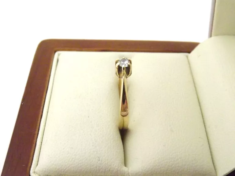 klasyczny-zloty-pierscionek-160g-585-material-15835-2