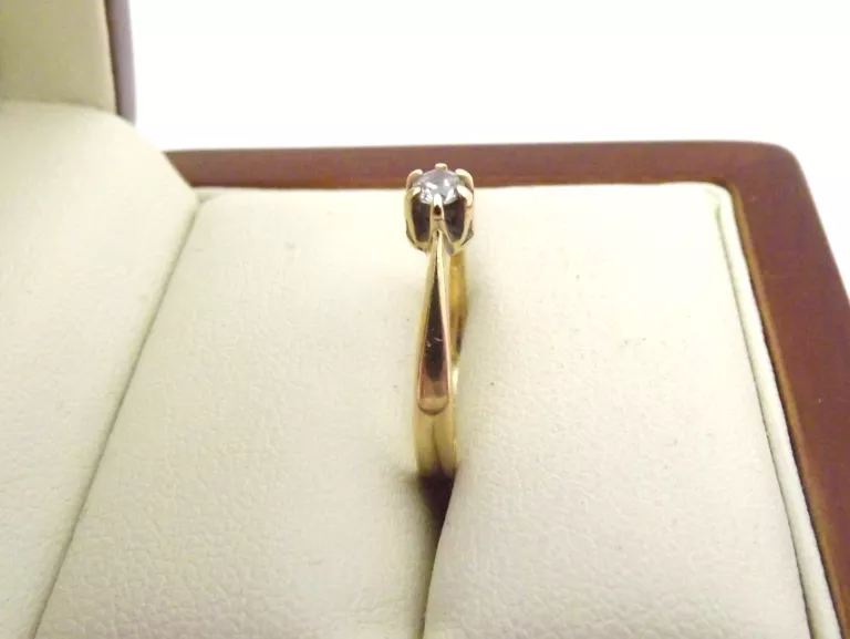 klasyczny-zloty-pierscionek-160g-585-stan-11323-2