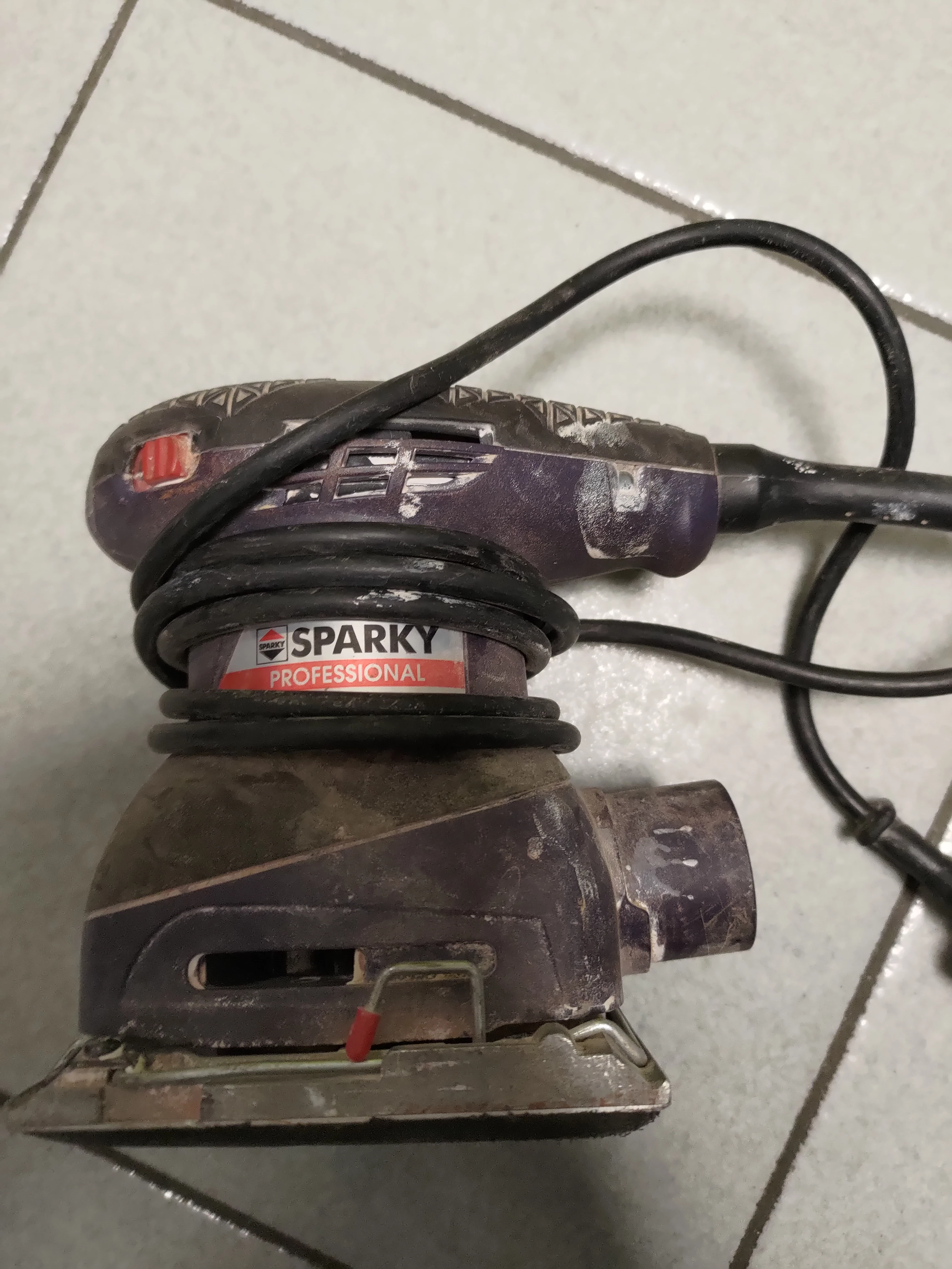 szlifierka-oscylacyjna-sparky-mp-250-rodzaj-zasilania-sieciowa