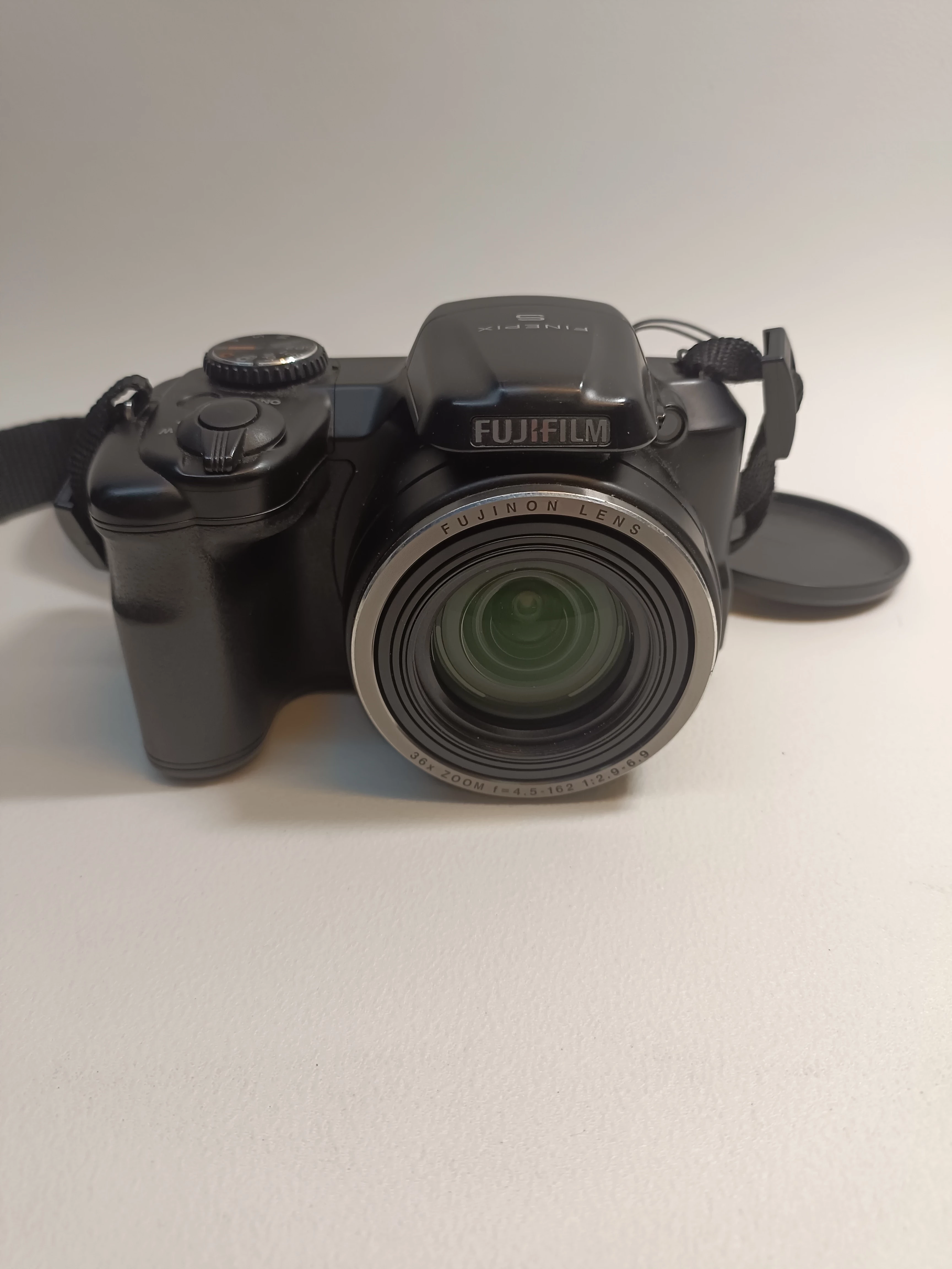 aparat-fujifilm-finepix-s8600-zoom-optyczny-36