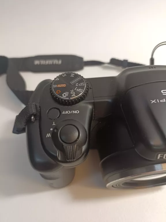 aparat-fujifilm-finepix-s8600-rozdzielczosc-16