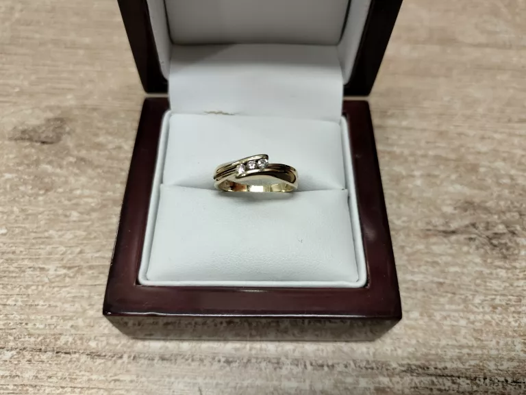 zloty-pierscionek-z-diamentami-3-szt-apart-kolor-249512-1647429