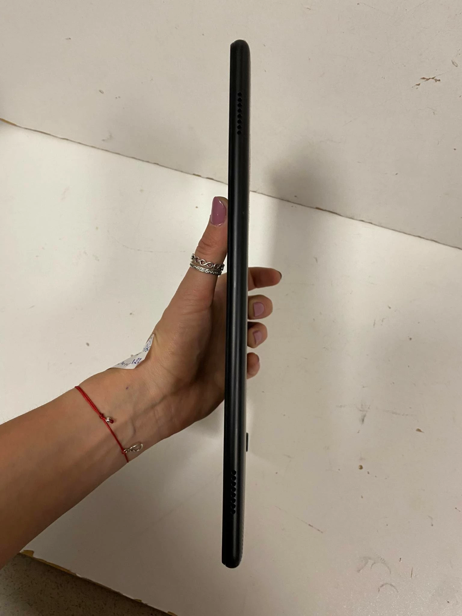 alcatel-3t10-101-2-gb-32-gb-gw240822-system-operacyjny-android