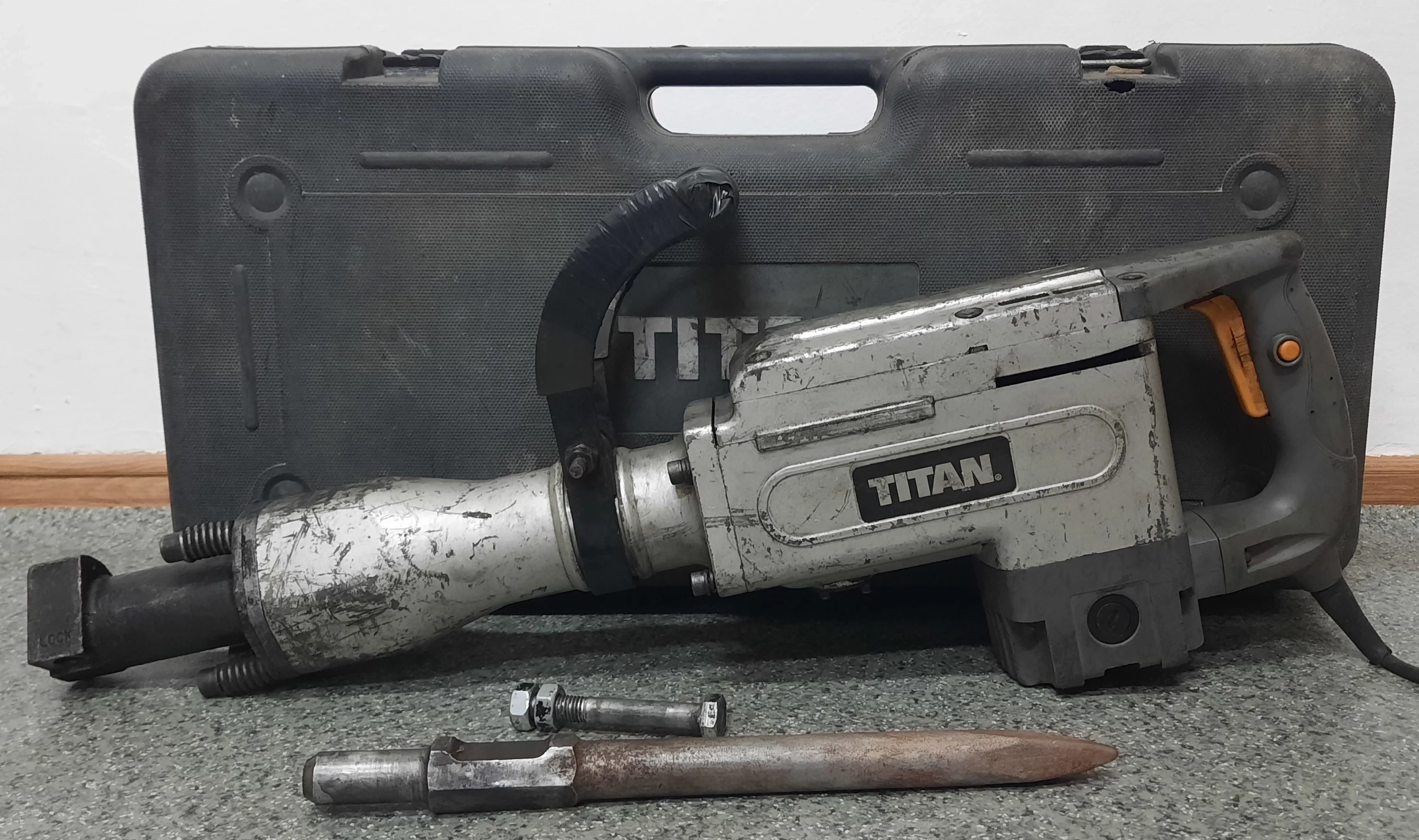 mlot-wyburzeniowy-titan-ttb-280-slaska-28-wielun-unico