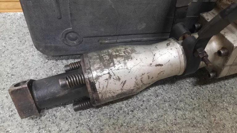 mlot-wyburzeniowy-titan-ttb-280-stan-uzywany