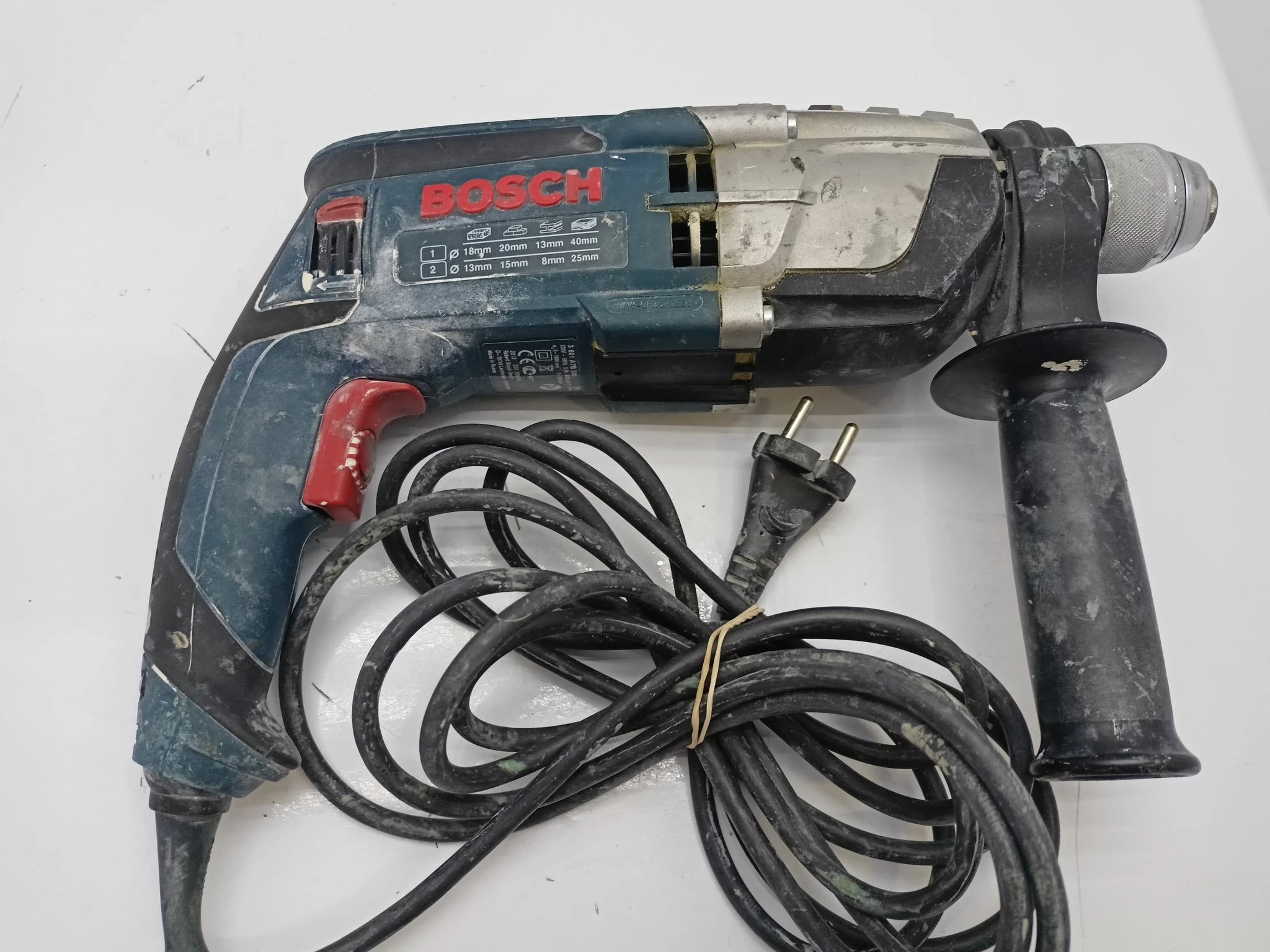 wiertarka-udarowa-bosch-gsb-19-2-re-waga-wiertarki-2