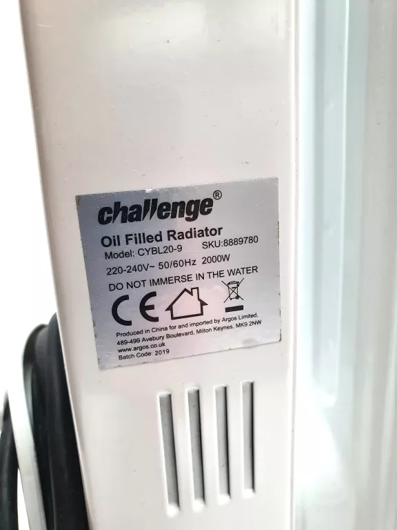 GRZEJNIK OLEJOWY CHALLENGE CYBL20-9 200W