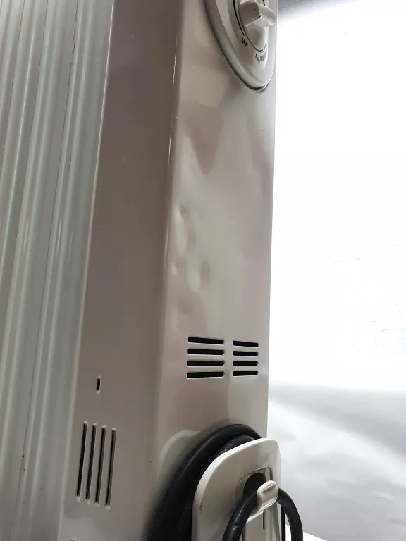 GRZEJNIK OLEJOWY CHALLENGE CYBL20-9 200W