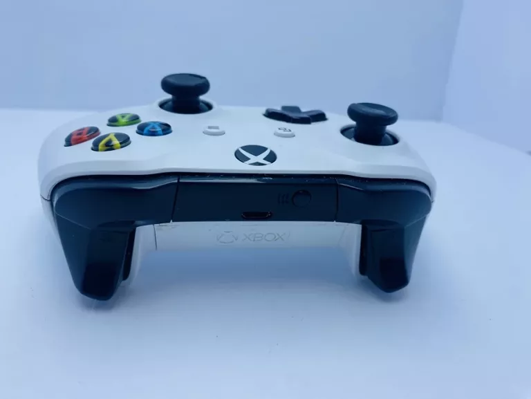 pad-do-xbox-one-kod-producenta-hm3-00012