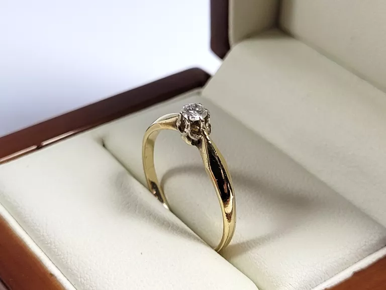 sliczny-zloty-pierscionek-z-brylantem-192gr-585-zamkowa-19-wegorzewo