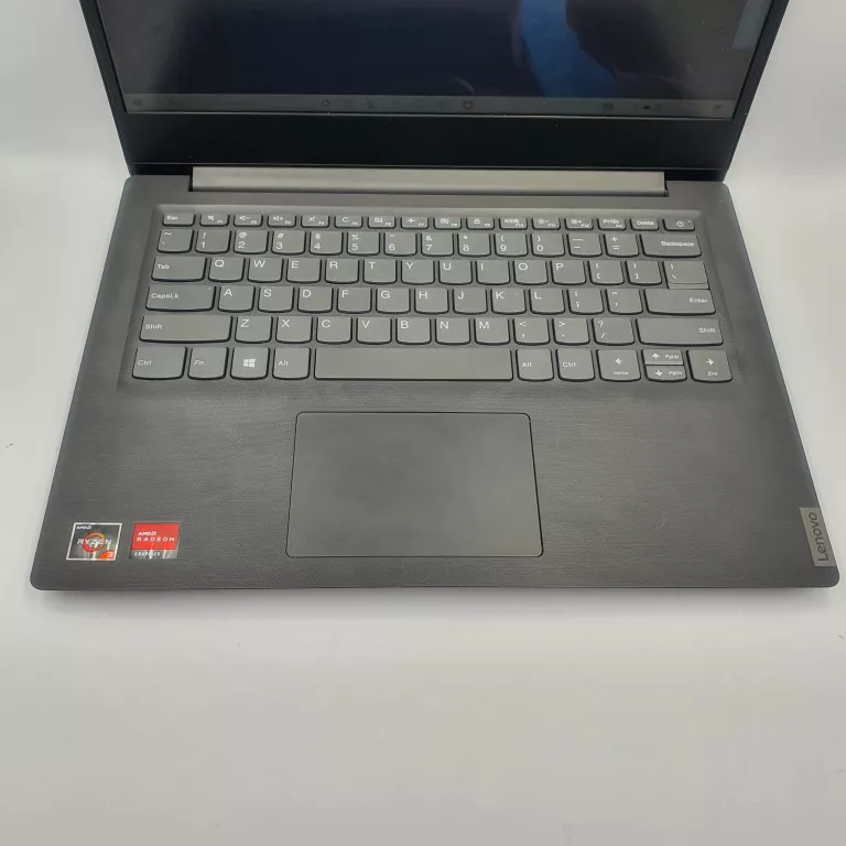 LAPTOP LENOVO V14-ADA AMD RYZEN 3/8GB/256GB WIN10