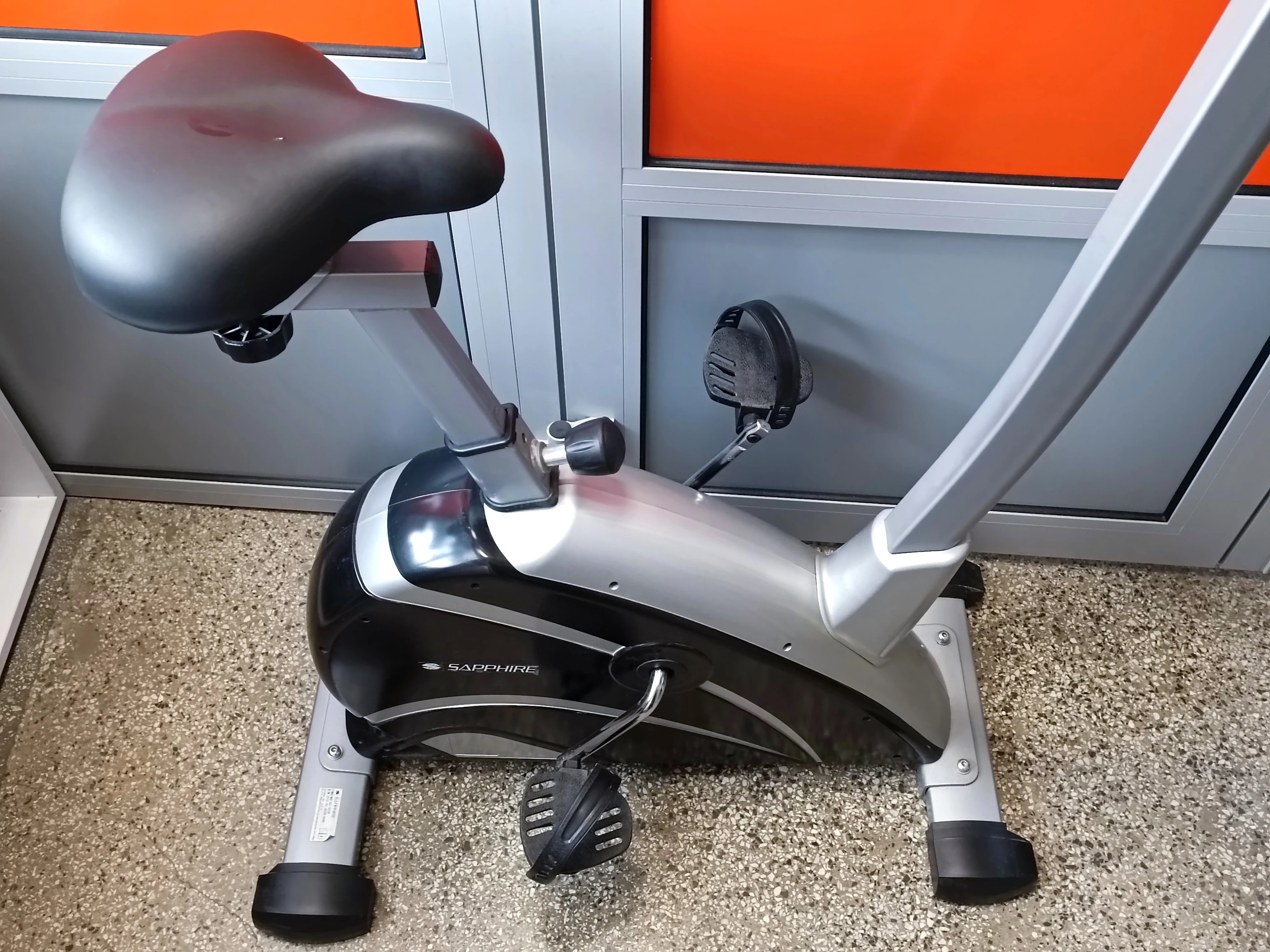rower-elektromagnetyczny-sapphire-sg-922b-stan-uzywany