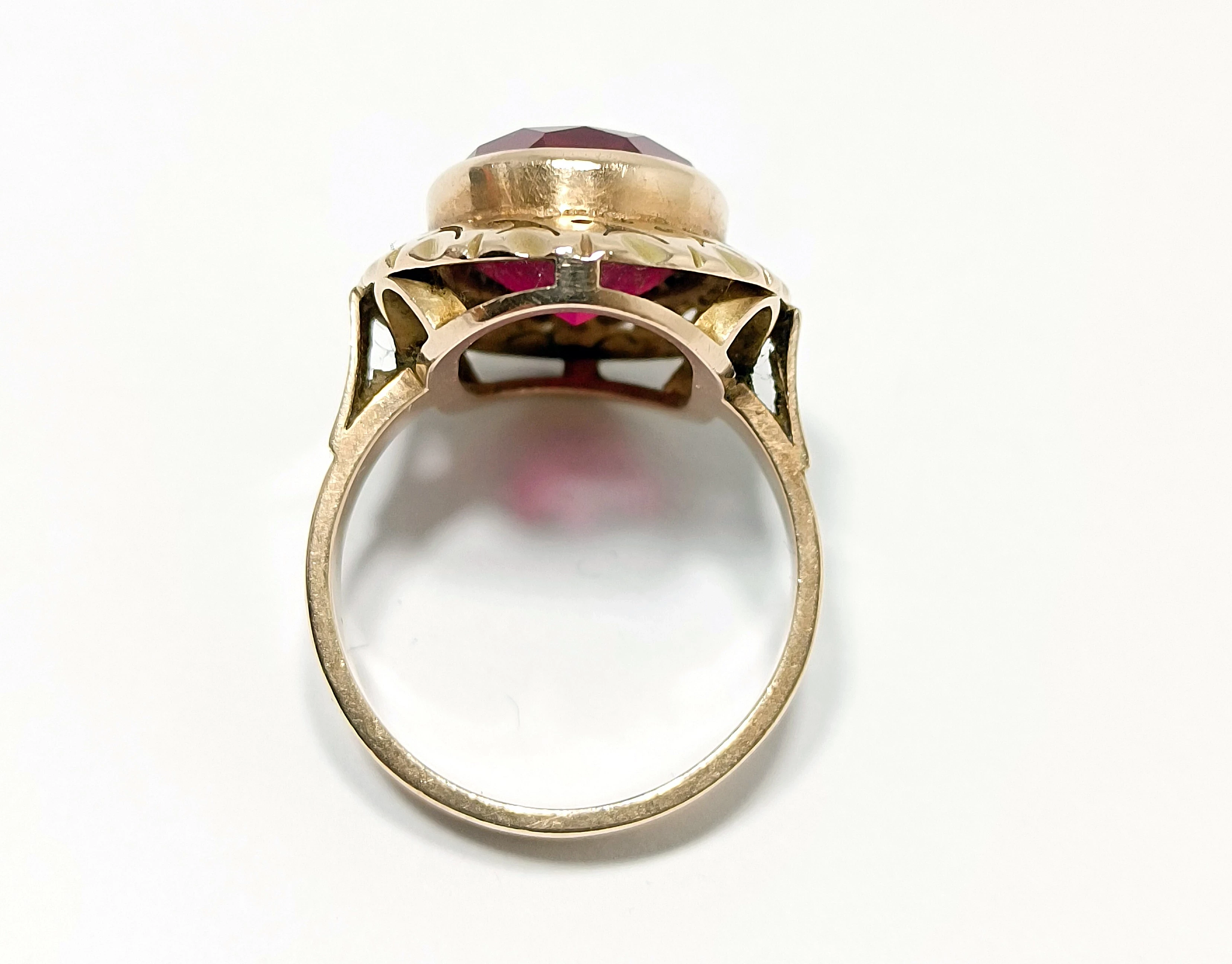 piekny-stary-zloty-pierscionek-1076g-585-r19-kolor-dominujacy-zloty