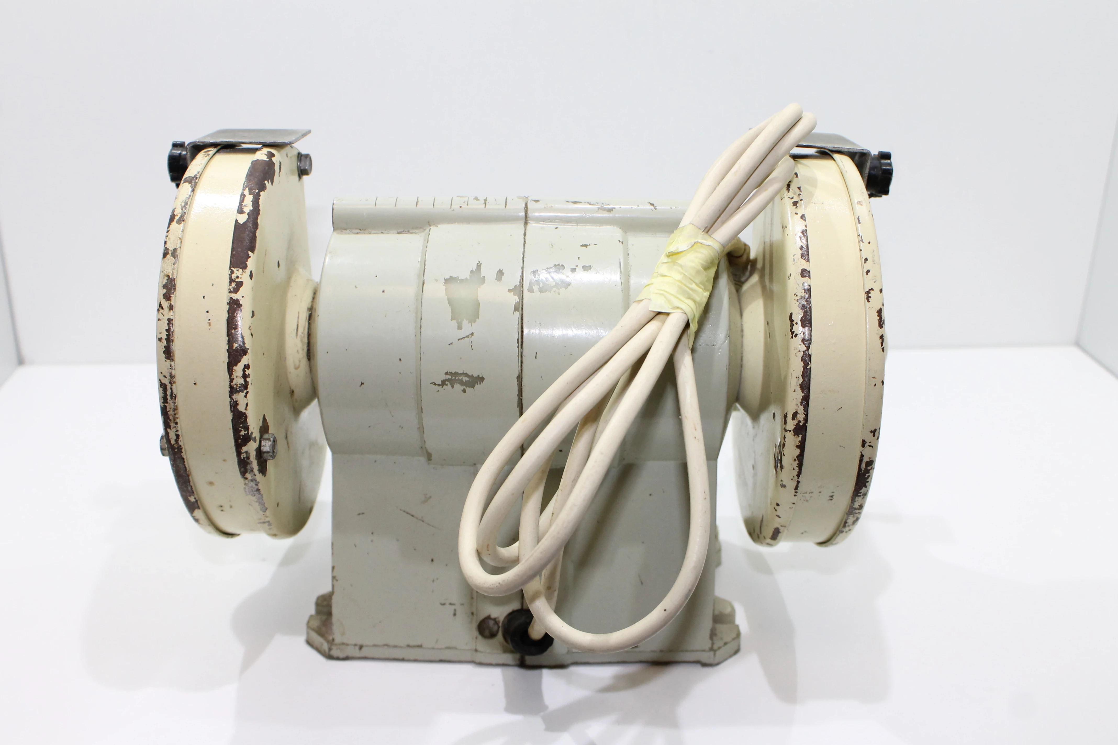 stara-szlifierka-stolowa-elna-750250-1380obrmin-stan-uzywany