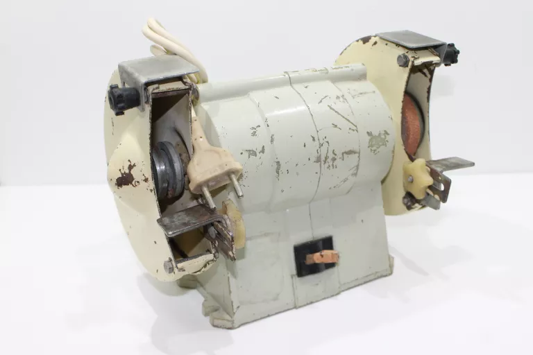 stara-szlifierka-stolowa-elna-750250-1380obrmin-budziszynska-107d-sj-wroclaw