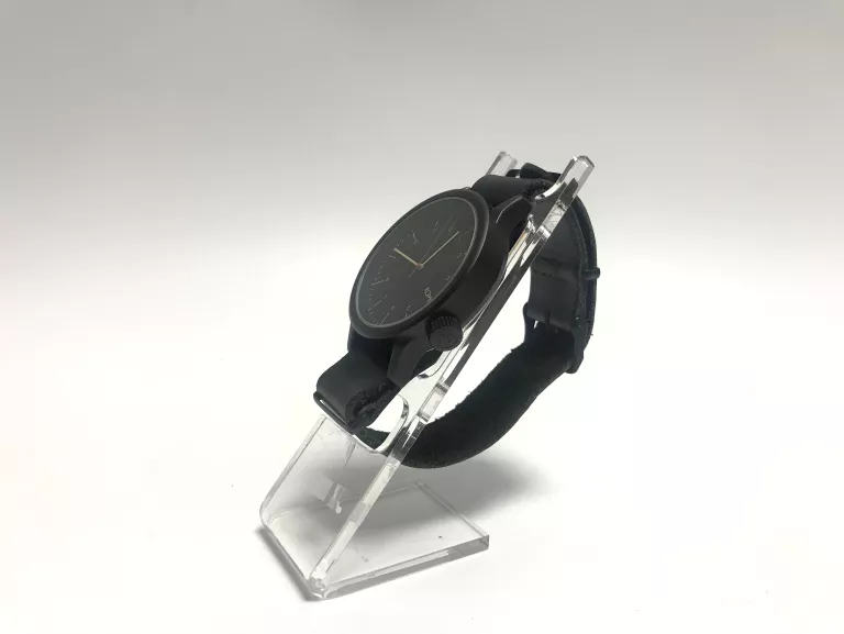 ZEGAREK KOMONO THE MAGNUS