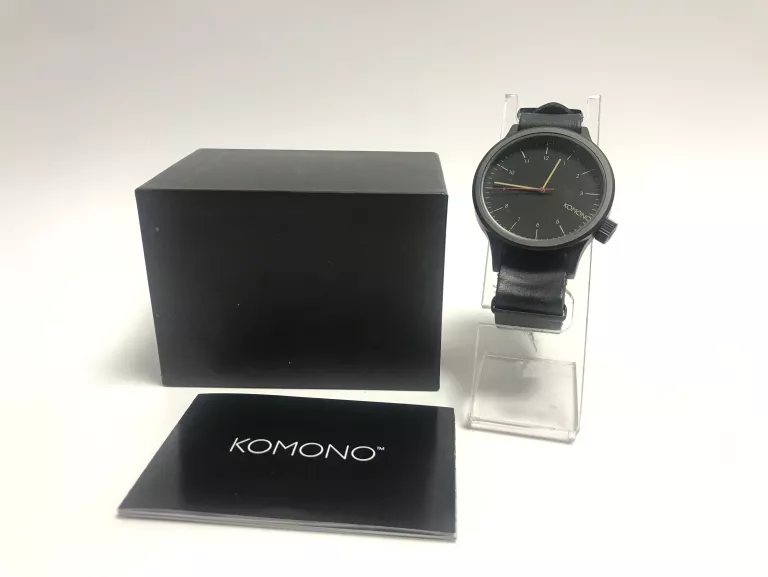 ZEGAREK KOMONO THE MAGNUS