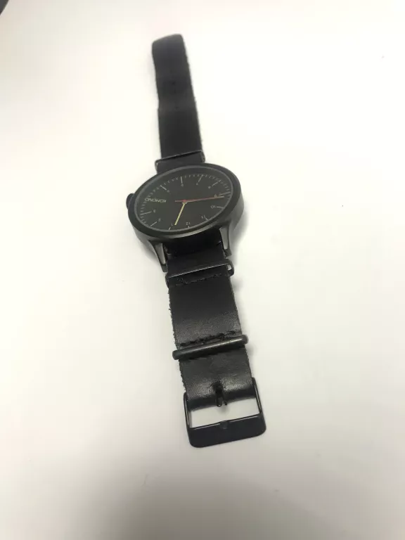 ZEGAREK KOMONO THE MAGNUS