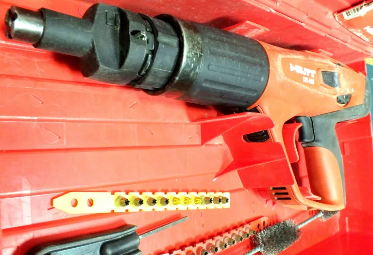OSADZAK PROCHOWY HILTI DX 460+X-460-F8