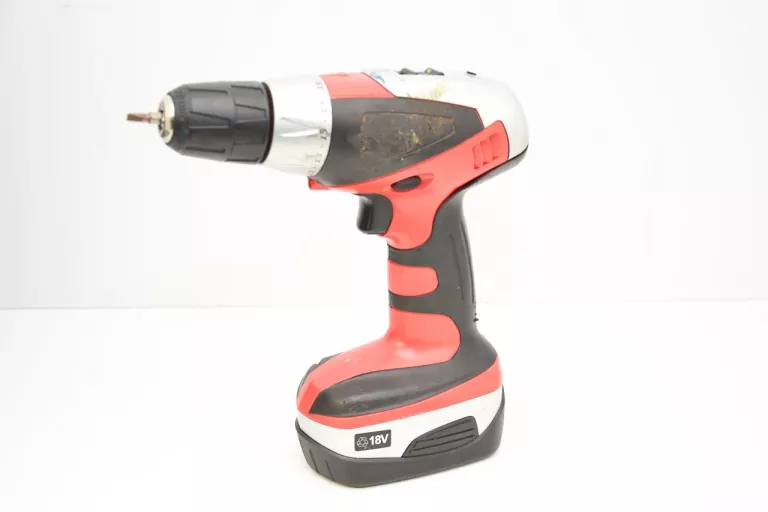 wkretarka-z-akumulatorem-i-ladowarka-zasilanie-akumulatorowe