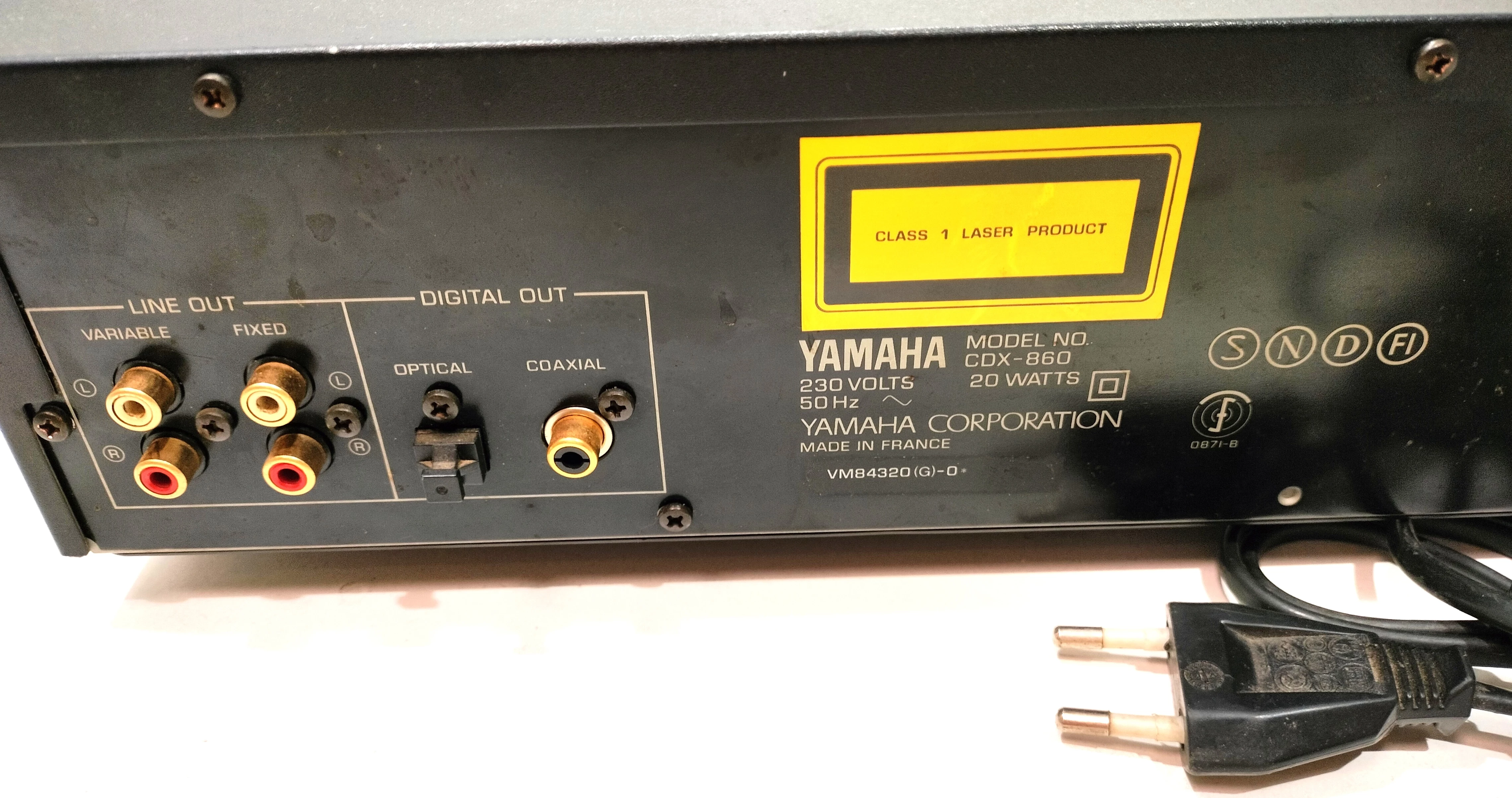 odtwarzacz-cd-yamaha-cdx-860-kolor-czarny