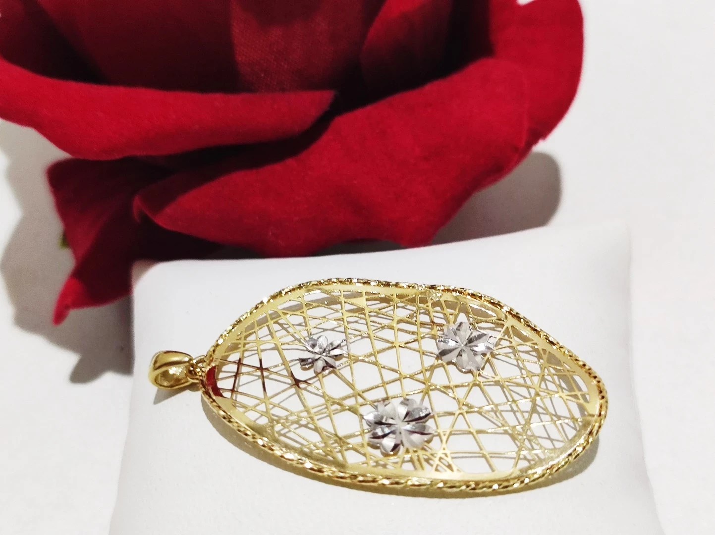 sliczna-azurkowa-zawieszka-585ct-motyw-129129-1924399