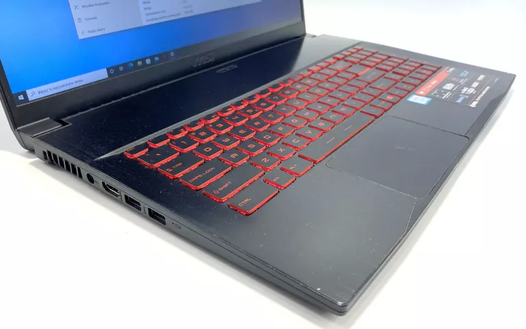 LAPTOP MSI GF75 I5 8GB GTX1050TI 240GBSSD WIN10