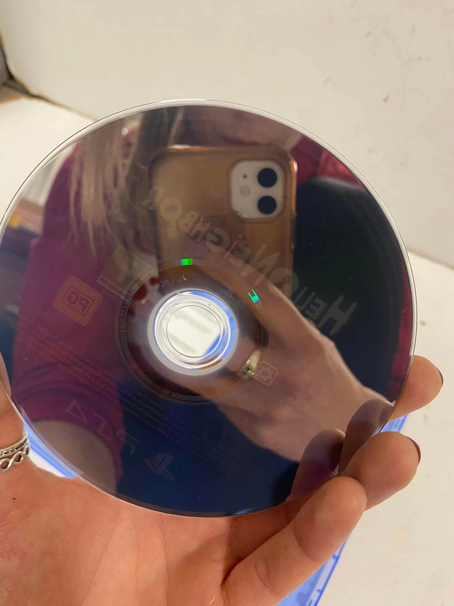 hello-neighbor-ps4-wersja-gry-pudelkowa