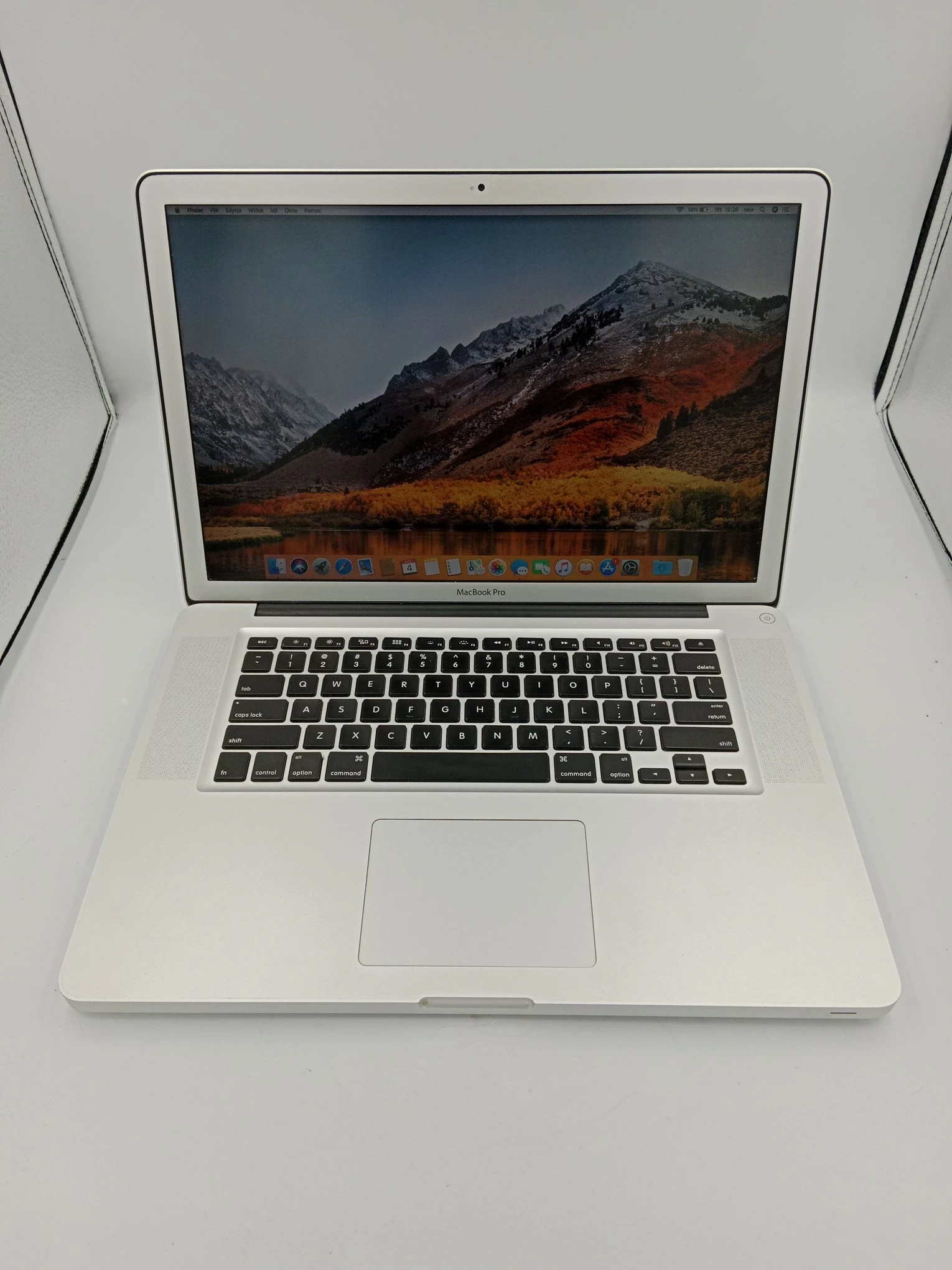 laptop-apple-macbook-pro-a1286-opis-winnicka-24-kielce
