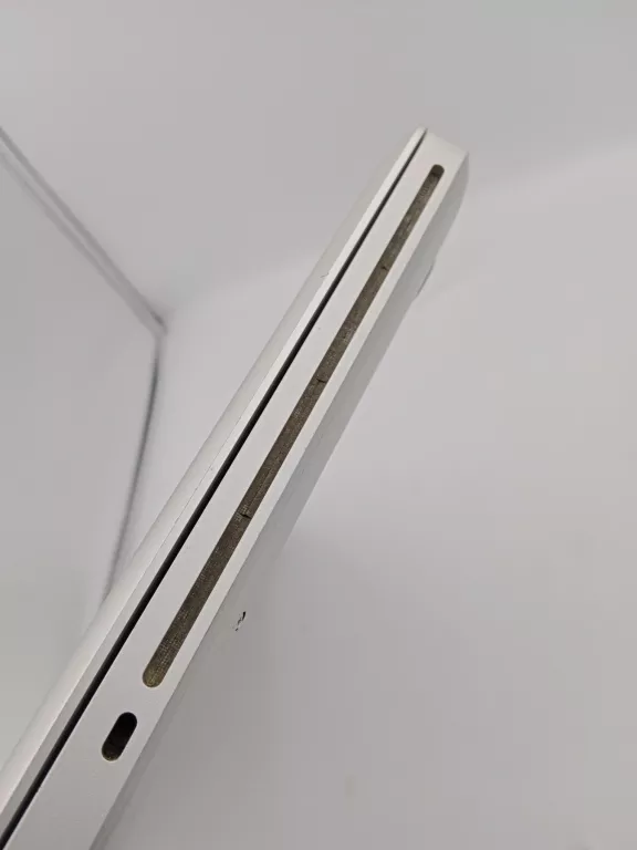 laptop-apple-macbook-pro-a1286-opis-pojemnosc-dysku-500