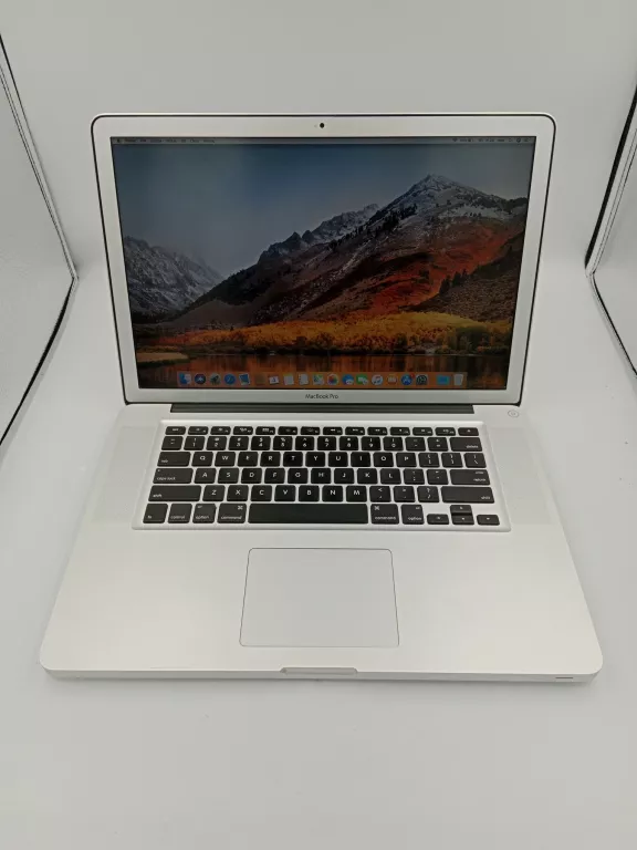 LAPTOP APPLE MACBOOK PRO A1286 OPIS!