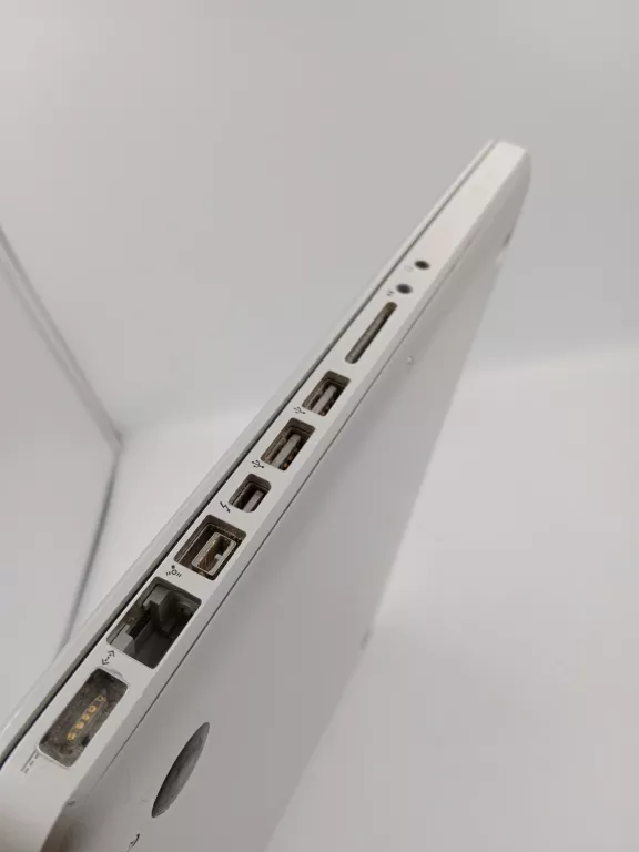 laptop-apple-macbook-pro-a1286-opis-wielkosc-pamieci-ram-200941-2185