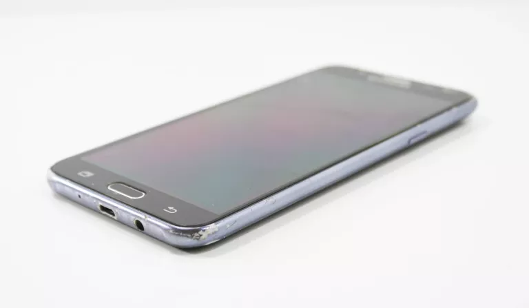 telefon-samsung-galaxy-j7-kolor-czarny